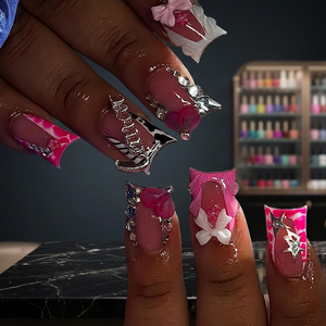 Venta al por Mayor de 10 Uñas Postizas Francesas Hechas a Mano con un Hermoso Diseño de Lujo Personalizado, Muestras Gratis y Empaque Personalizado - Product Image 2