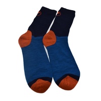 Chaussettes de sport tendance 2023, nouveau design, pour hommes, football, 32 équipes, impression numérique personnalisée, respirantes, chaussettes de football à tige mi-haute
