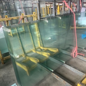 Verre trempé transparent premium de 6 mm, résistant aux chocs, pour applications de balustrades intérieures et d'étagères de présentation - Product Image 4