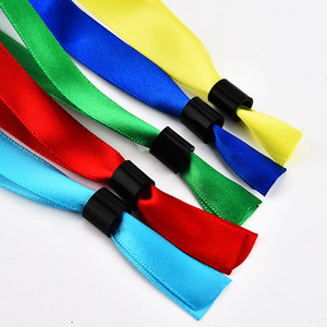 Braccialetti in poliestere monouso con etichetta intrecciata all'ingrosso - Product Image 3