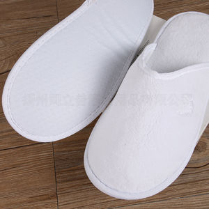 Fabricación de zapatillas de hotel desechables personalizadas al por mayor para los huéspedes Proveedor de servicios de hotel - Product Image 1