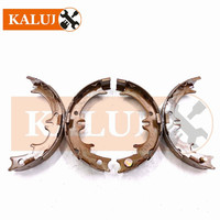 Jeu de sabots de frein de stationnement Kaluj 46540-48030 46550-48030 46590-48030 pour Toyota Highlander