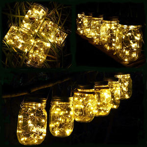 Lumière solaire suspendue de vacances imperméable extérieure Mason Jar LED lumière de paysage pour la déco de chemin de patio de jardin - Product Image 5