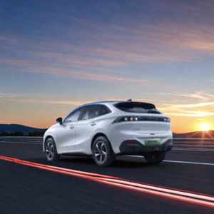 Voiture électrique SUV mini de luxe Dongfeng EV 2024 à conduite à droite, fabriquée en Chine, haute vitesse, vendue le vendredi - Product Image 2