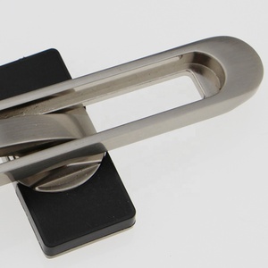 Restricteur <span class=keywords><strong>de</strong></span> chaîne <span class=keywords><strong>de</strong></span> sécurité <span class=keywords><strong>de</strong></span> <span class=keywords><strong>porte</strong></span> <span class=keywords><strong>d</strong></span>'<span class=keywords><strong>entrée</strong></span> en alliage <span class=keywords><strong>de</strong></span> zinc gardes <span class=keywords><strong>de</strong></span> <span class=keywords><strong>porte</strong></span> <span class=keywords><strong>de</strong></span> sécurité à domicile robustes et robustes - Product Image 5