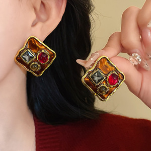 ต่างหูเงินแท้ทรง<span class=keywords><strong>เรขาคณิต</strong></span> สไตล์วินเทจโบราณ คุณภาพสูง ดีไซน์ให<span class=keywords><strong>ม</strong></span>่ สำหรับผู้หญิง ของขวัญสุดพิเศษ - Product Image 1