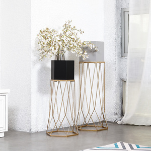 Plant Pots New Manufacturers Garden Indoor Big Large Wholesale Bulk Metal Cheap Planters Gold Stand Flower Plant Pots For Plants