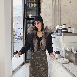 Áo khoác bomber ngắn có mũ trùm đầu, cổ lông cáo đỏ tự nhiên cao cấp, lót lông cừu dành cho nữ - Product Image 6