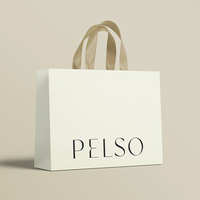 Sac cadeau d'emballage de vêtements ivoire recyclé personnalisé avec poignée en ruban Sacs à provisions en papier beige crème de luxe avec votre propre logo