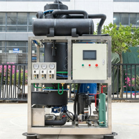 Machine à glace industrielle à tubes de grande capacité 12 tonnes avec compresseurs Frascold & Emerson, moteur et engrenages refroidis par eau pour la transformation alimentaire