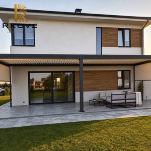 Pérgola Interior-Exterior sin Juntas con Persianas ZIP de Privacidad para Zonas de Transición de Villas Exclusivas - Product Image 3