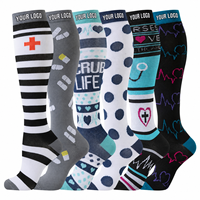 Chaussettes de compression montantes pour femmes, thème infirmière clinique, motif uniforme, en nylon et élasthanne respirants, logo OEM en gros