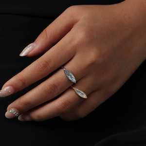 Cincin Wanita YF8390 Model Terbaru Trendi dengan Zirkon Marquise Panjang, Lapis Emas 18K, Anti Air, Bahan Stainless Steel, Desain Ramping - Product Image 3