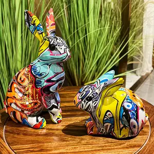 树脂艺术玩具兔子雕像水转印图案彩色树脂兔子
