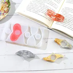 4 in 1 thumb book holder resin mold Page holder mold food grade silicone mold Epoxy book holder gift resin art