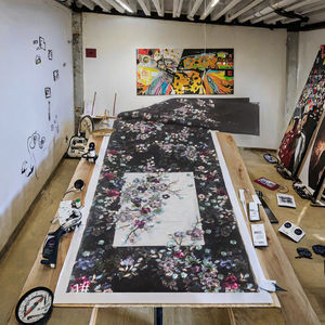 Vestido de Novia de Encaje de Lujo de Alta Gama Directo de Fábrica, Bordado Floral, Nuevo Diseño 2024, Tela de Tul Tejido con Lentejuelas 100% - Product Image 2