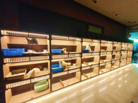 Mobilier pour chat multifonctionnel de luxe en bois massif, moderne, sur mesure, gain de place, avec roulettes, pour l'élevage et l'exposition en intérieur