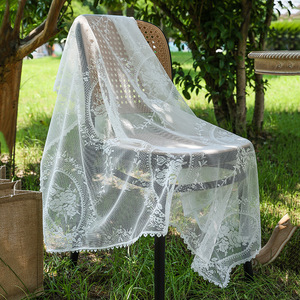 Tovaglia Ovale in Poliestere/Cotone Bianco Stile Francese/Americano, Impermeabile, Personalizzabile con Ricami, per Picnic all'Aperto - Product Image 2