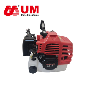 Motor fueraborda portátil UM de 52cc y 2.0HP de 2 tiempos para kayak, canoa y embarcaciones de pesca con inclinación manual y manillar de dirección. - Product Image 1
