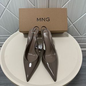 MNG <span class=keywords><strong>Décolleté</strong></span> da Donna con <span class=keywords><strong>Tacco</strong></span> Alto 2026 Nuovo Arrivo Tomaia Sintetica Punta Affusolata Elegante con Punta Aperta Chiusura con Fascia Elastica Super Alta - Product Image 4