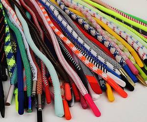 Tali sepatu RPET kustom ramah lingkungan bercetak huruf dengan tali Sweater berlapis tali inti daur ulang untuk pakaian - Product Image 1