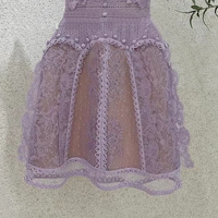 Boutique Großhandel Vietnamesisches Minderheitenkleid 2026 Sommer Neu Schmal Geschnittenes Spitzenkleid mit Transparenten Elementen, Sexy V-Ausschnitt, Elegantes A-Linien-Design