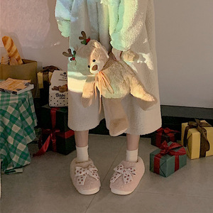 XIXIXITIAO <span class=keywords><strong>pas</strong></span> <span class=keywords><strong>cher</strong></span> nœud papillon intérieur chambre hiver moelleux peluche chaussette femmes maison chaussures pantoufles pour femmes - Product Image 3