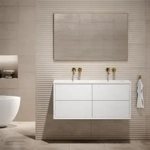 Líneas limpias, gabinete flotante, tocador de baño, cierre suave, paneles de puertas de madera con soportes verticales