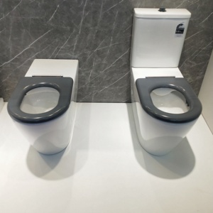 Marca de agua de gama alta CE Artículos <span class=keywords><strong>sanitarios</strong></span> Sin montura Desactivar Inodoro 80 Inodoro largo de dos piezas <span class=keywords><strong>para</strong></span> <span class=keywords><strong>discapacitados</strong></span> - Product Image 6