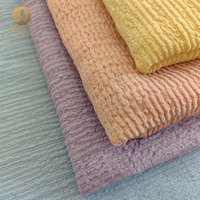 Tissu en polyester de haute qualité 180 g/m² 95 % polyester 5 % élasthanne respirant pour pyjamas, robes et maillots de bain pour filles
