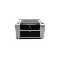 Machine de gravure laser CO2 haute précision 1080 avec contrôle Ruida, refroidissement par eau et IA pour le bois, le plastique, le caoutchouc, le MDF, le contreplaqué et les matériaux non métalliques