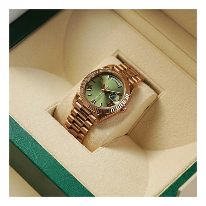 Wholesale luxury sapphire gold green face automatic mechanical movement watch 904l stainless steel case
