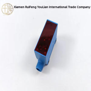 1065890 Gl10-p4211 रिट्रोर्फ्लेक्टिव सेंसर नया मूल तैयार स्टॉक इंडस्ट्रियल ऑटोमेशन पैक समर्पित पीएलसी प्रोग्रामिंग - Product Image 1