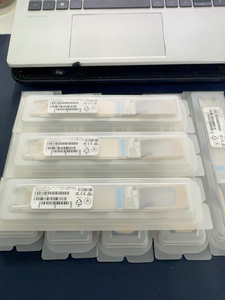 Module récepteur optique MMA4Z00-NS400 400 Gbit/s 2xNDR OSFP 2xMPO12 850 nm MMF Mellanox US Garantie 1 an - Product Image 1