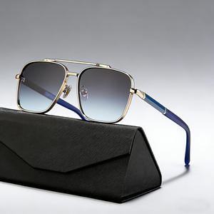 Nouvelles lunettes de soleil carrées pour hommes, UV400, monture en PC, verres noirs, pour la conduite et les activités de plein air, style européen, avec étui - Product Image 5