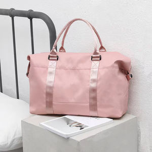 Bolsa de viaje deportiva y deportiva para mujer con logotipo personalizado, gran capacidad, tela Oxford 600D, poliéster, estilo moderno con cierre de cremallera - Product Image 3