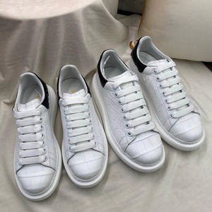 2026 Meilleures ventes Dropshipping Baskets Lanvane Curbs Chunky à lacets, empeigne en maille, semelle intermédiaire en caoutchouc, semelle extérieure, de luxe, pour femmes et hommes, pour la marche - Product Image 2