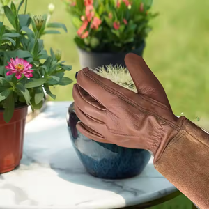 Élagage en peau de mouton Rose Gants de jardinage tendres Résistant à l'usure Stab-proof Gants longs résistants aux coupures Apiculture Gants écologiques - Product Image 6