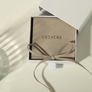 72 colors can be customized luxury microfiber jewelry pouch bags jewelry envelope microfiber pouch packaging