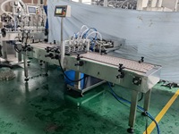 Distributeur automatique pneumatique de boissons liquides (miel, yaourt, lait) à 3 têtes en acier inoxydable, motorisé et de haute précision