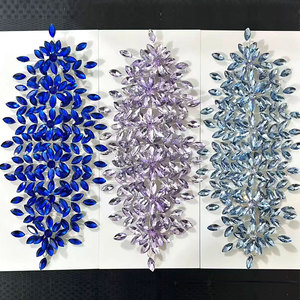 Nuovissimi <span class=keywords><strong>Accessori</strong></span> di Lusso: Applicazione in Cristallo 3D a Forma di Foglie per <span class=keywords><strong>Abiti</strong></span> <span class=keywords><strong>da</strong></span> <span class=keywords><strong>Sera</strong></span> - Product Image 3