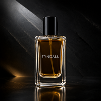 Flacon de parfum transparent de qualité supérieure 30ml 50ml 100ml vide pour l'emballage de produits de soin personnel avec un élégant bouchon en bois