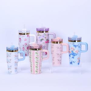 Vaso Térmico de 40oz de la Marca Compartida Stan's Love Garden, Nuevo Vaso Térmico de 40oz Estilo Transfronterizo con Diseño Big Mac Ice para Electrónica de Consumo - Product Image 1