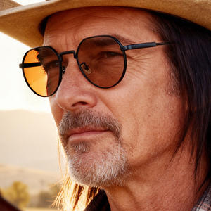 Nouvelles lunettes de soleil de style européen pour hommes, monture intégrale en métal noir et plastique, protection UV400, verres de classe 2 pour activités de plein air - Product Image 5