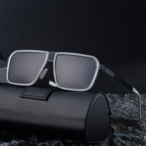 2025 nouvelles lunettes de soleil rétro Double pont en <span class=keywords><strong>acier</strong></span> inoxydable cadre carré lunettes de conduite polarisées - Product Image 1