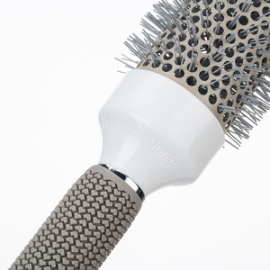Spazzola Rotonda Professionale per Parrucchieri, per Acconciature Voluminose e Ricci, Pettine Caldo Grigio con Materiale in Nylon per Riccioli - Product Image 6
