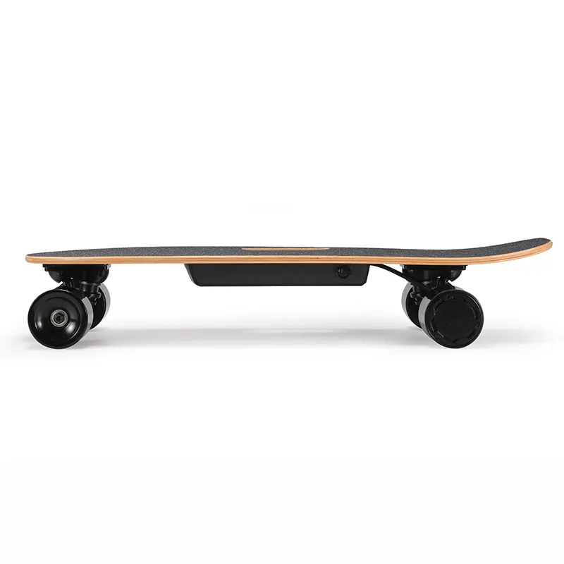 Kostenloser Versand Hochwertiges Flipsky F1 Electric Skateboard Longboard mit LCD-Fernbedienung und Naben motor