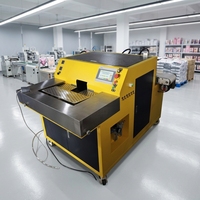 Machine d'emballage automatique pour culottes jetables, sous-vêtements et lingerie, avec sacs préformés
