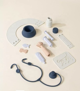 Nouvel ensemble de jeu vétérinaire en silicone mignon, ensemble de docteur en silicone personnalisé pour les tout-petits, kits de jeu vétérinaire semblant - Product Image 1