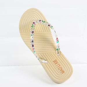 Chanclas Planas de PVC para Mujer, Resistentes al Agua, Antideslizantes, de Punta Abierta, al Mejor Precio de Fábrica - Product Image 5